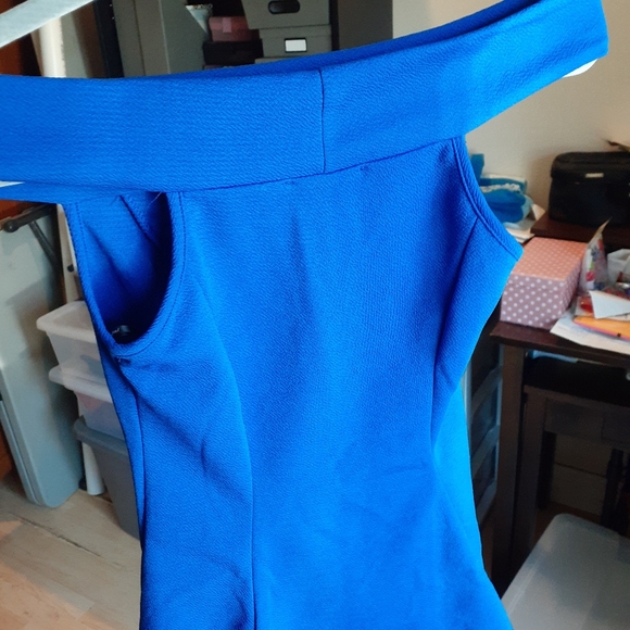 Top - Picture 3 of 3